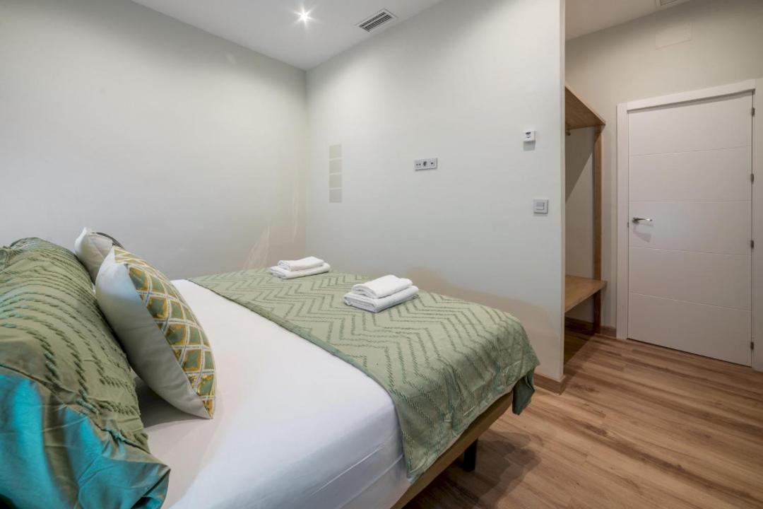 2 Bedrooms 1.5 Bathrooms Furnished - Justicia - Refurbished - Mintystay Madrid Exterior foto